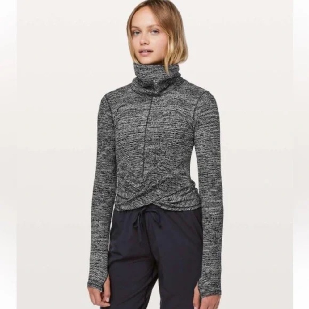 Lululemon Melodic Movement Nulu Long Sleeve size 4